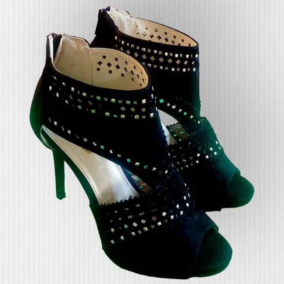 Jennifer Lopez | Sweet Gum | Black Cutout High Heel Shoes | Size 6.5 Medium | - Picture 2 of 12